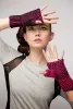 KnitScene1.jpg (71